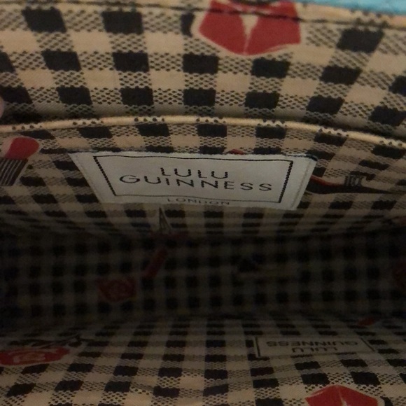 Lulu Guinness
"House" Purse Turquoise and Red Straw Satchel
10"L x 3"W x 10"H - Picture 15 of 15